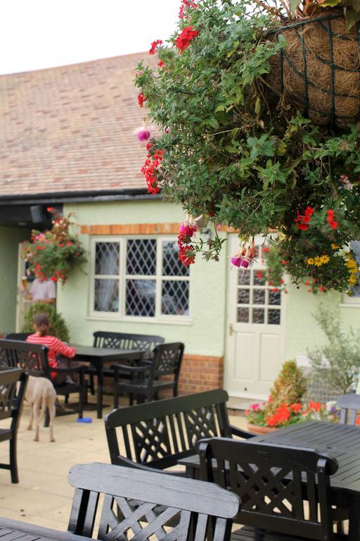 The Green Man Stanford Southill Bagian luar foto